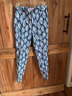 Lilly Pulitzer Navy and White Conch Shell Print Stretch Chinos
